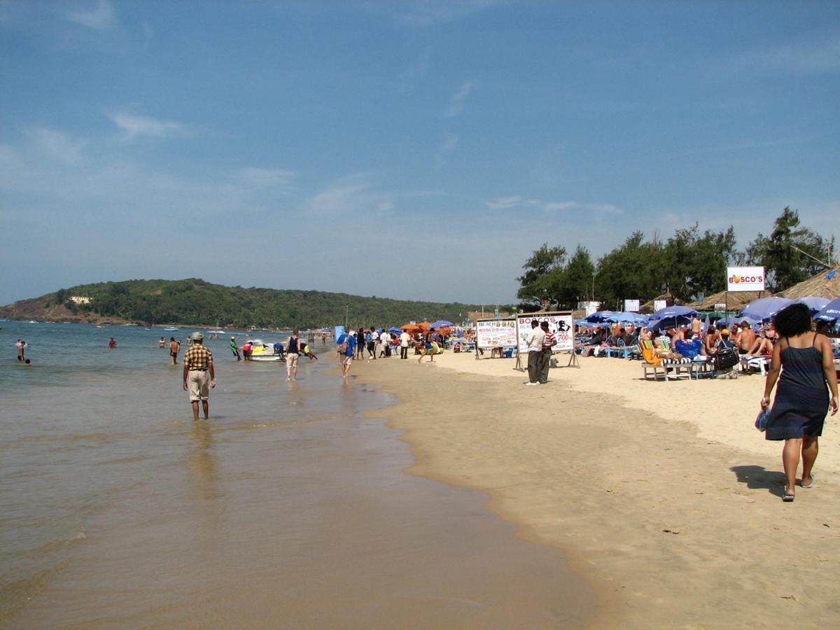 Baga Beach Paradise Hotel Екстериор снимка